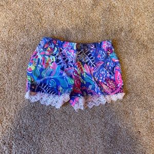 Lilly Pulitzer Size 14 Tropical shorts